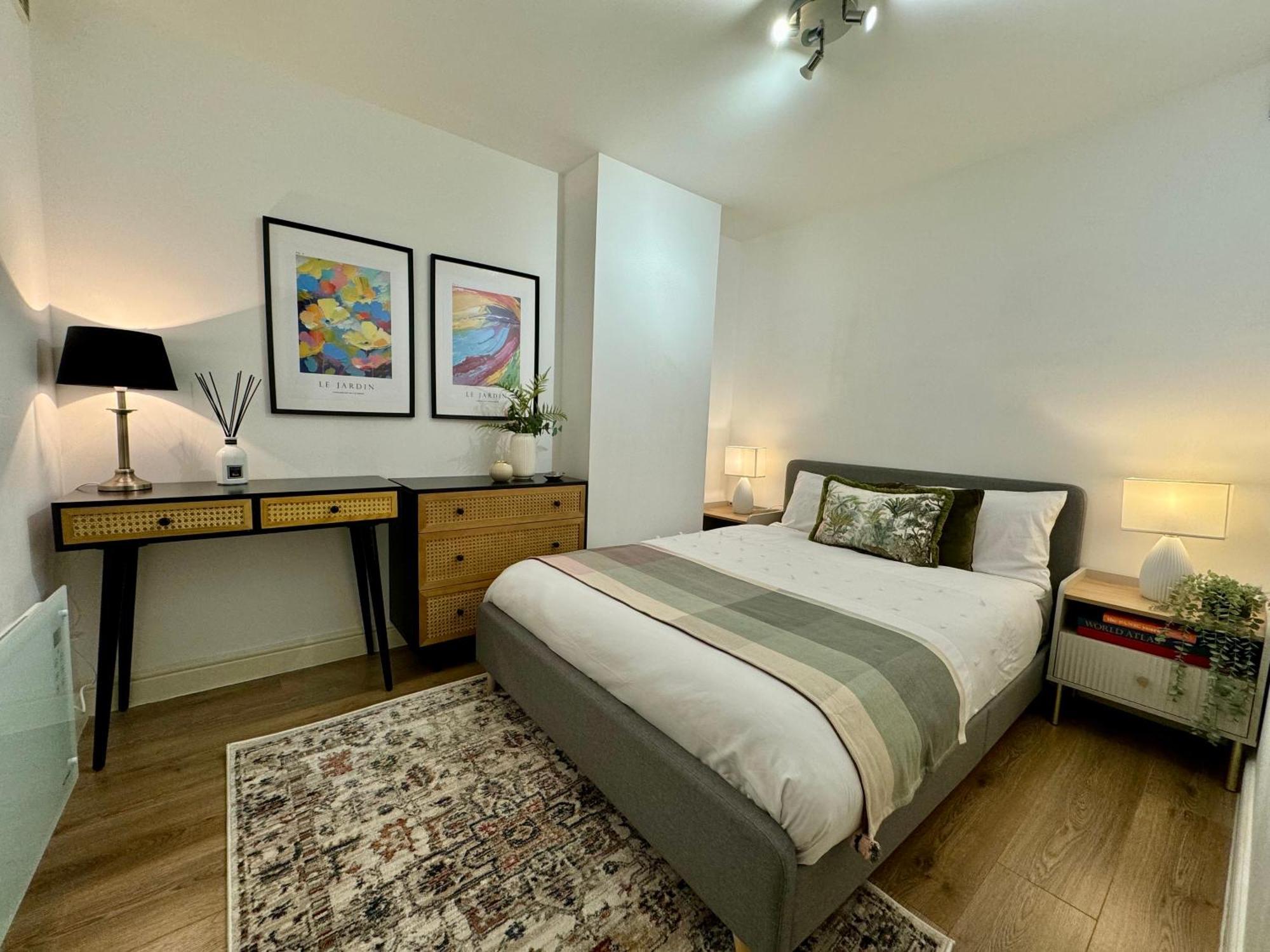 Holiday Home 2Br L 2Ba With Patio-Sleep 6 Londra Esterno foto